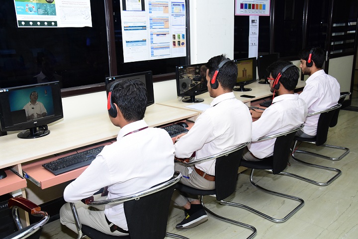 Gyandan Resource Centre, the central library of SKIT Jaipur